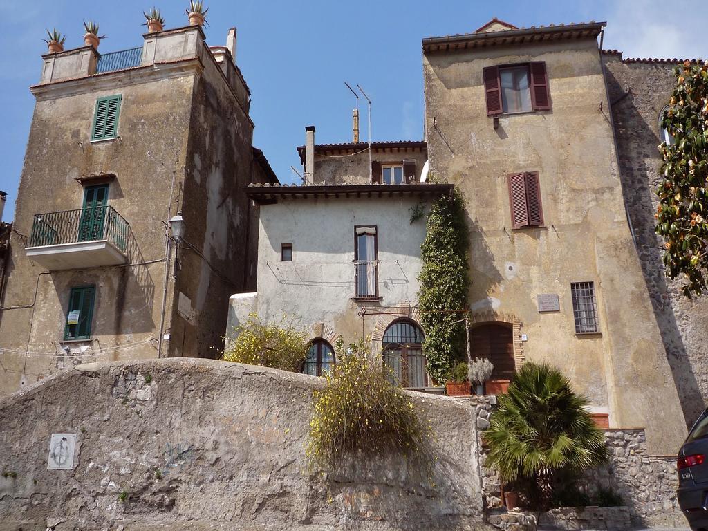 Apartment La Colombaia Nel Castello *