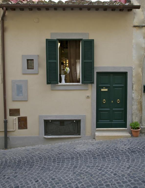 La Colombaia Nel Castello Bracciano (Rome)